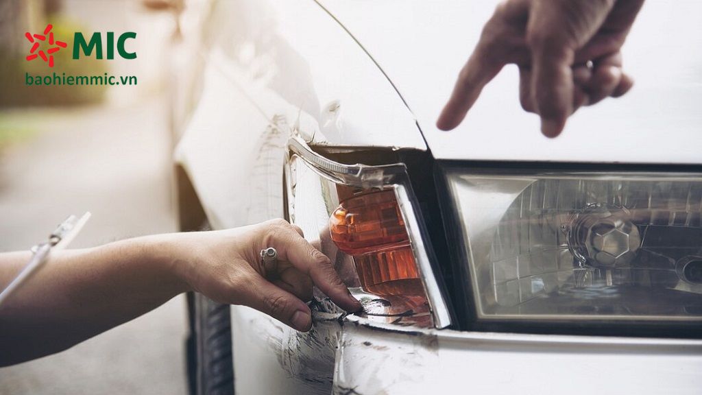 bao hiem than vo cho xe cu