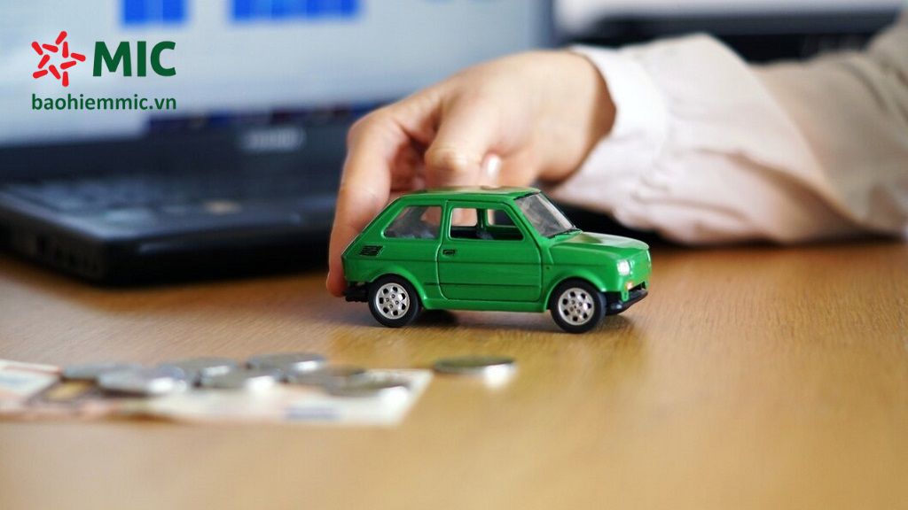 giá bảo hiểm bắt buộc cho ô tô