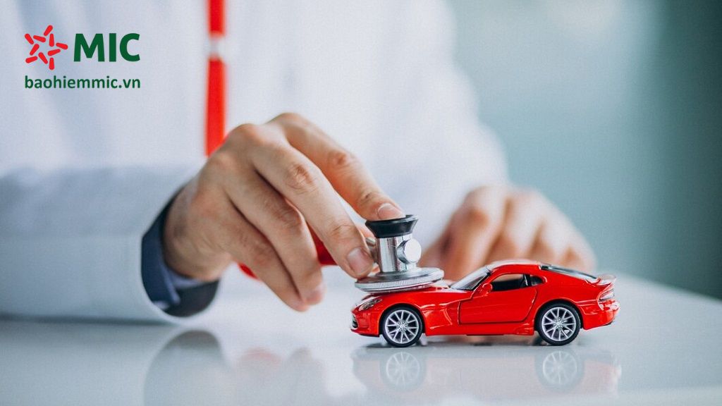 gia bao hiem tu nguyen o to